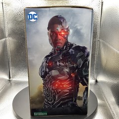 DC Comics Justice League Movie Cyborg Artfx+ Statue KOTOBUKIYA (Damage Box)