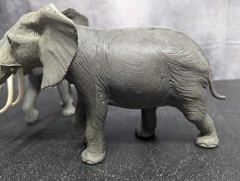 Vintage 1984 Imperial Elephant Lot of 2 12 x 7″ Vinyl Plastic *1 Tusk Broken*