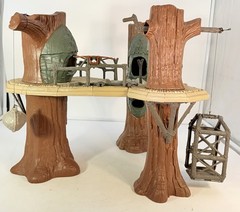 1991 Robin Hood Prince of Thieves Sherwood Forest Playset Kenner W/Battle Wagon