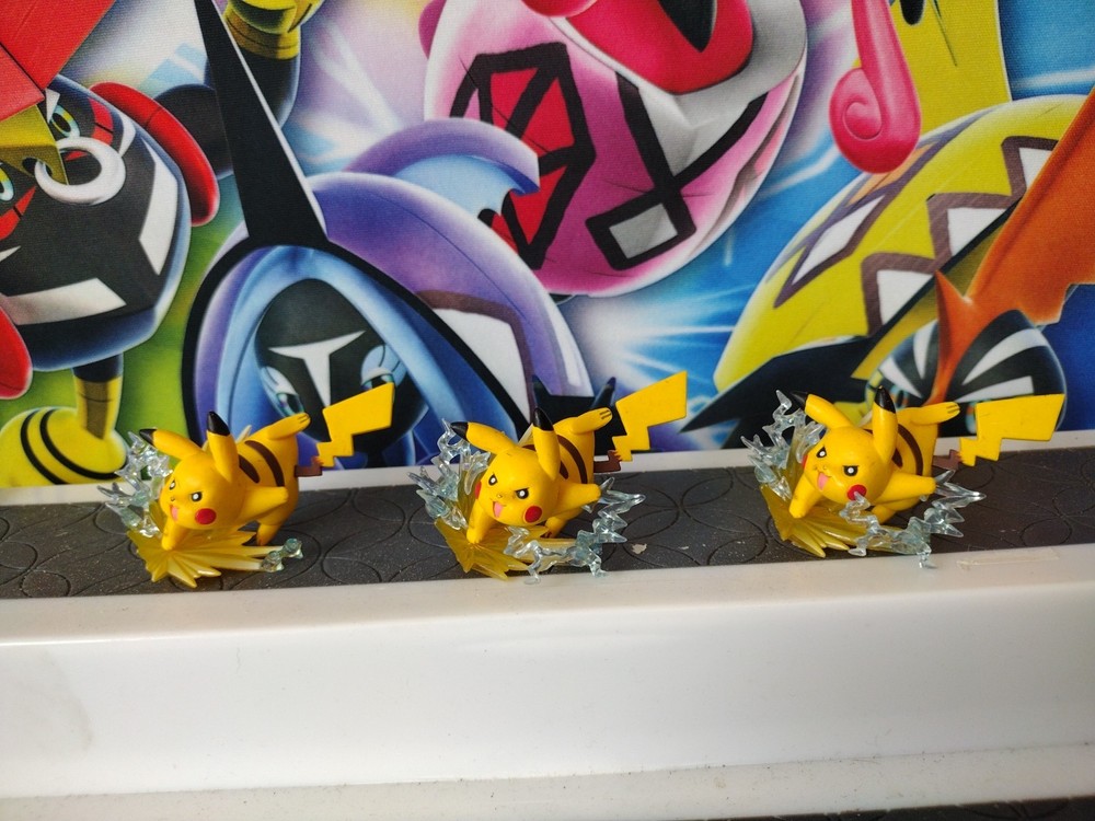 Pokemon Pikachu Generations 20th Anniversary Collection Mini Figure 2016