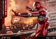 Hot Toys 1:6 Iron Man Mark V – MMS Diecast, Multicoloured