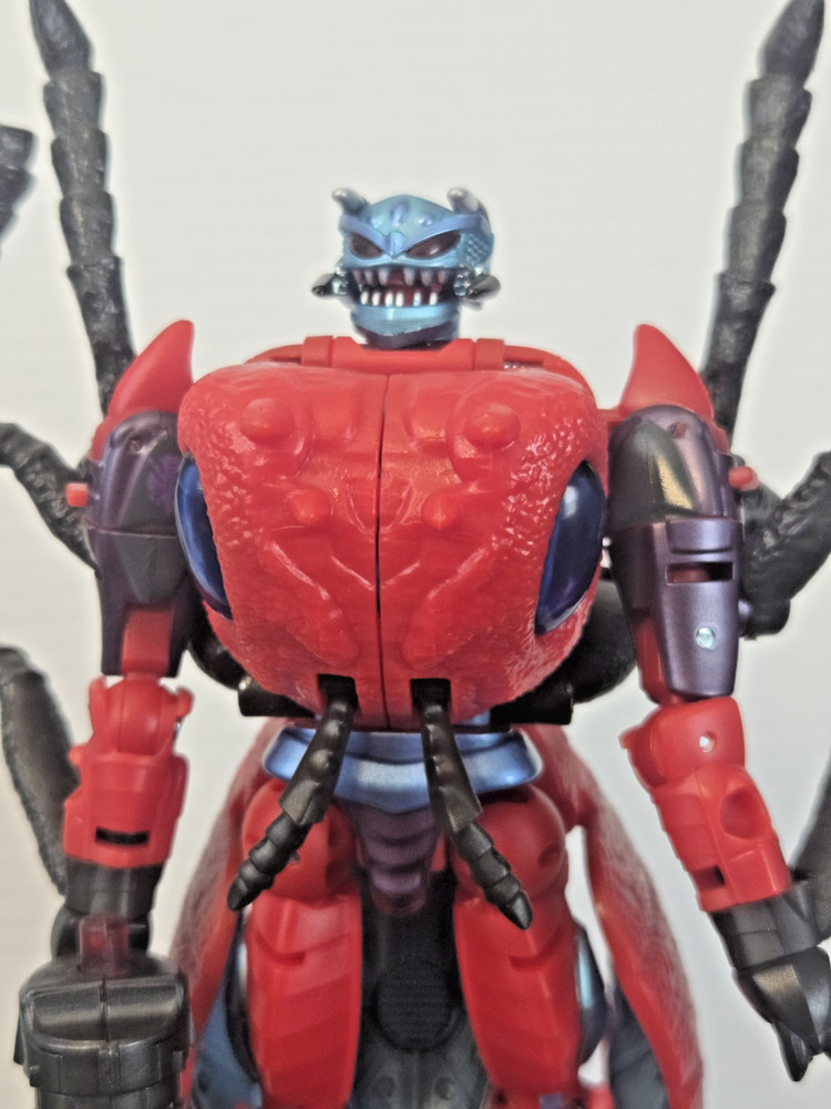 Transformers Legacy Predacon – Inferno