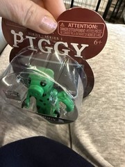 Piggy Series 1 Dinopiggy, Piggy, And Tigry with Exclusive DLC Code Damaged Pk