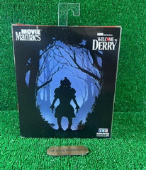 Movie Maniacs IT Welcome Derry 6″ Posed Figure Pennywise Gold Label LIMITED NEW