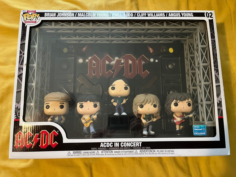 FUNKO POP! DELUXE MOMENTS: ACDC IN CONCERT VINYL FIGURE SET POP!