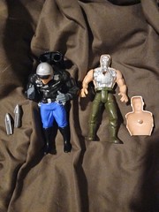 Terminator 2 Battle Damage & Blaster T1000 Terminator Action Figure 1991 Kenner
