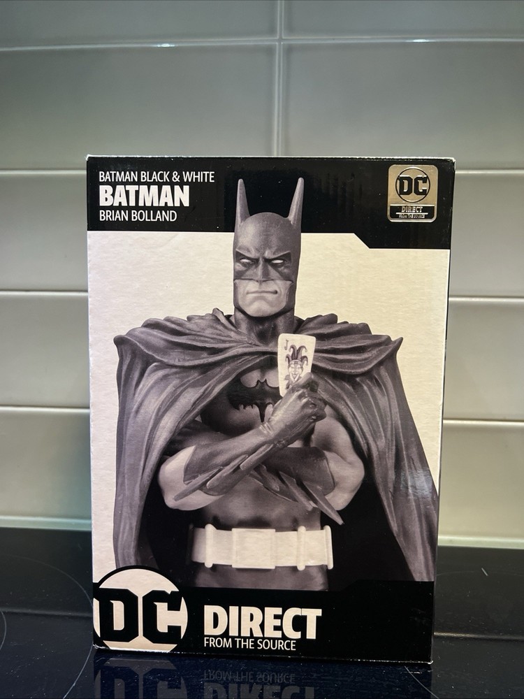 McFarlane DC Direct Batman Black &White Brian Bolland 1:10 Resin Statue New