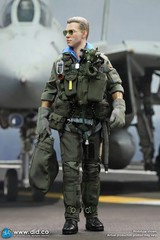 1/6 Scale Top Gun – US Navy Fighter F-14 Pilot Tom & Nick – MINT IN BOX