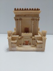 VINTAGE MODEL SCALE BONE RESIN CASTLE MAUSOLEUM 4.5″ X 4″ X 4″ BEIGE AND GOLD