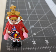 Cindy Lou Who How The Grinch Stole Christmas Action Figure Playmates Toy (KK)