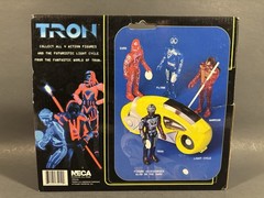 2002 NECA DISNEY’S TRON 20TH ANNIVERSARY LIMITED EDITION LIGHT CYCLE & SARK SET