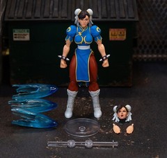 Jada Toys Street Fighter II Ultra Chun-Li 6″ Figure