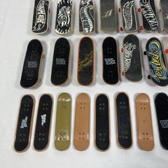 Tech Deck & Hot Wheels Fingerboards Lot of 33 Boards Vintage & Modern!