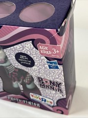 MLP Friendship is Magic Photo Finish Toys R Us exclusive new 2013 nib