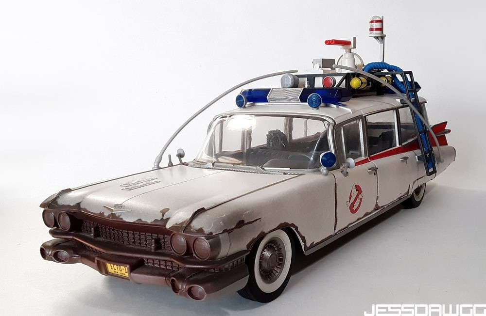 Plasma Series 1:18 scale Ecto-1 car Ghostbusters Afterlife Hasbro 3.75” Figures