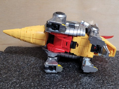 DX9 War in Pocket set of 3 figures – Rager missing leg