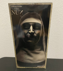 The Conjuring Universe The NUN by Mezco Toys 2018 Brand New Sealed
