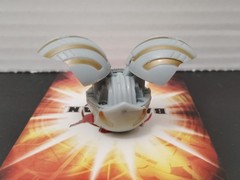 Bakugan Battle Brawlers Haos Griffon 250G B1 EUC Tested