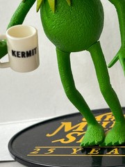 Muppets Kermit the Frog Figure Palisades Toys 2002 Jim Henson’s Muppet Show