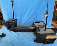Hawthorne Pirates Of The Caribbean Black Pearl Ghost Ship & Figures lights sound