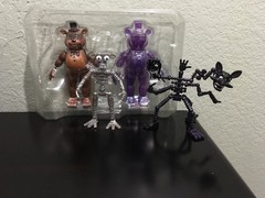 Jazwares Five Nights At Freddy’s Endo Series Toy Freddy And Shadow Mangle (READ)