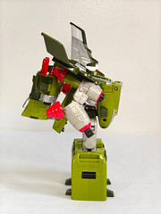 Transformers Cybertron Jetfire Ultra Class 2005 – NEAR COMPLETE