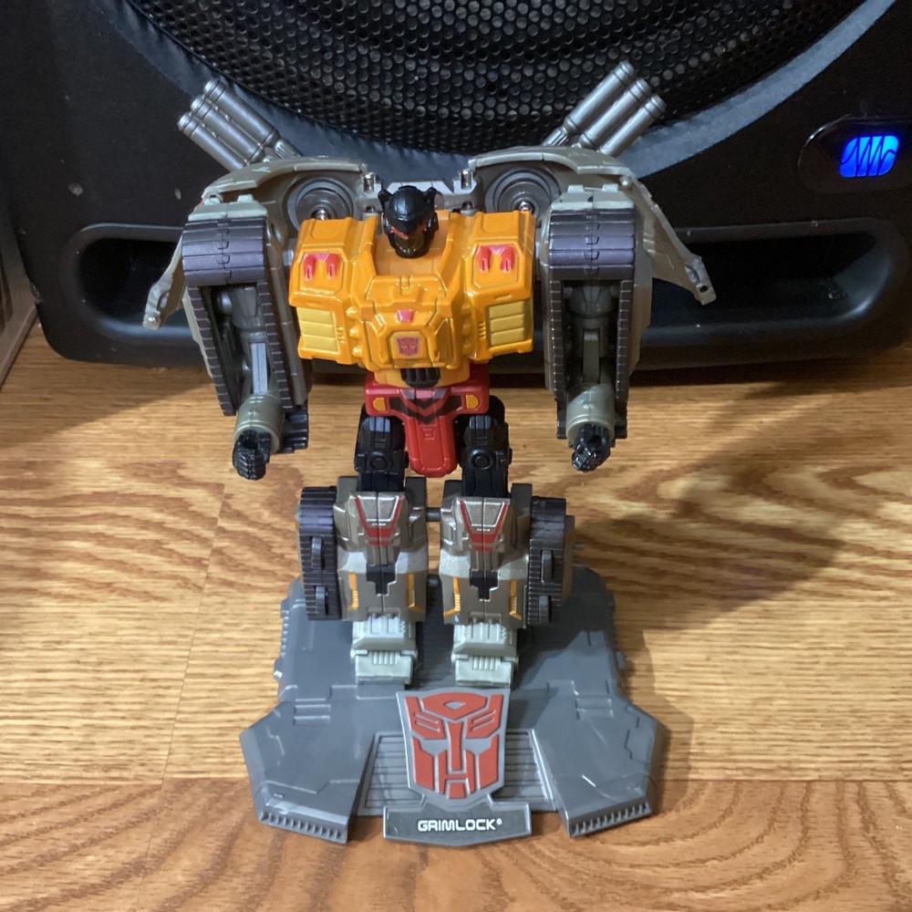 Transformers Titanium Grimlock w/Base 6 Inch Cybertron Heroes War Within