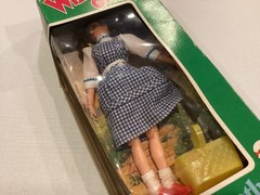 Mego THE WIZARD OF OZ DOROTHY 1974 New in Box missing Toto