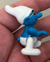 Kermit The Frog The Muppets Vintage (1986) Pvc Toy, and 2 Smurfs