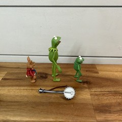 Diamond Select MUPPETS KERMIT BEAN BUNNY ROBIN Toys R Us 2016 Disney Ships Fast!