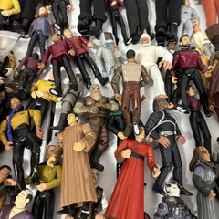 Playmates 90s Star Trek Loose Lot of 200 Action Figures