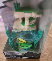Pokemon Select Shoreside Lake Environment & Figure Display Set *Pikachu & Lotad*