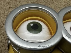 Thinkway Toys Squeezeable Talking Blinking Despicable Me 7” Minion Bob