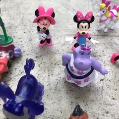 Disney Figure Toy Lot – Nice Variety PVC Cake Toppers Vintage & Modern Fast Ship