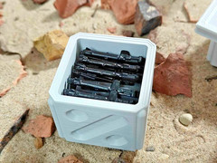 Star wars the clone wars cargo Crate with removable lid & blaster storage insert