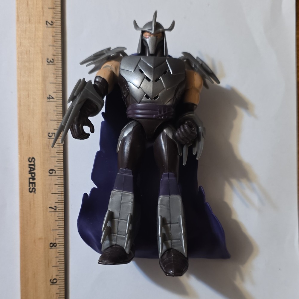 Playmates TMNT Shredder Action Figure w/ Purple Cape Black Gray Purple 7 in
