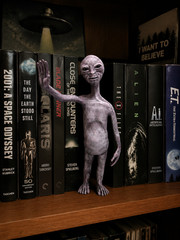 Grey Alien Figurine 18cm Puck UFO Sci-Fi Collectible Close Encounters Inspired