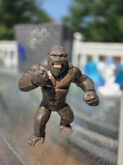 Lot Of 2 Legendary King Kong Action Figures Roars And Mouth Moves