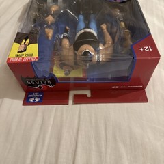 DC McFARLANE BATMAN THE ANIMATED SERIES BANE WITH BAF BRUCE WAYNE BRAND NEW