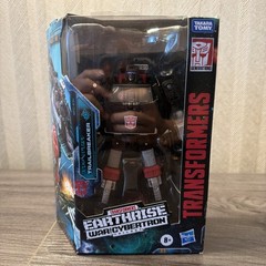 Transformers Generations War for Cybertron: Earthrise Deluxe Class Trailbreaker