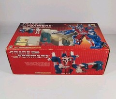 Vintage 1985 Hasbro Transformers City Commander Ultra Magnus #5795 with Box