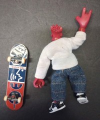 Citizen Urban Suspekt Max Figure And Skateboard