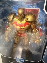 DC Multiverse Batman Gold Hellbat Suit Armor & Hellbat Gold Edition McFarlane