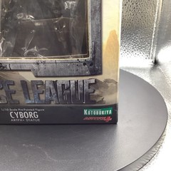 DC Comics Justice League Movie Cyborg Artfx+ Statue KOTOBUKIYA (Damage Box)