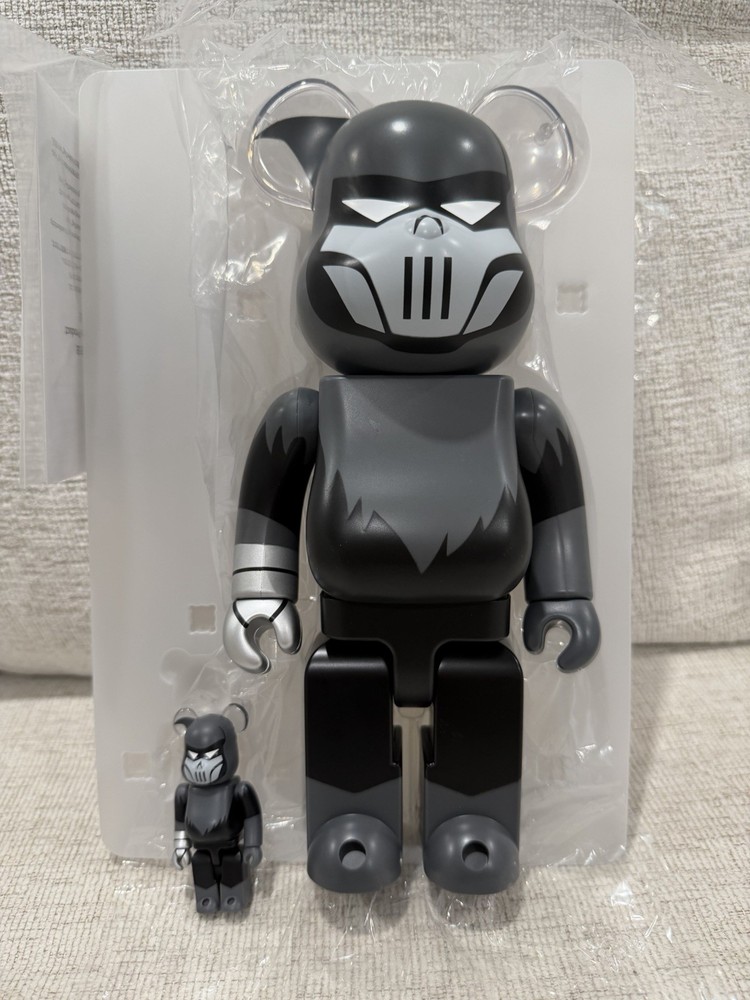 Medicom Toy BE@RBRICK PHANTASM BATMAN 100％ & 400％ height: 2.76 in / 11.02 in