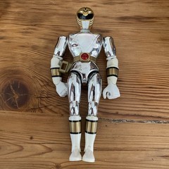 Vintage 1995 Bandai Silver Power Ranger 8″ Silver Chrome Action Figure