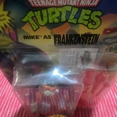 Playmates TMNT Universal Studios Monsters Mike as Frankenstein w/ Accessories