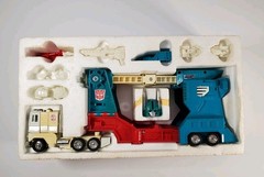 Vintage 1985 Hasbro Transformers City Commander Ultra Magnus #5795 with Box