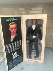 LOST IN SPACE – DR ZACHARY SMITH BY SCI-FI METROPOLIS- 12″ ACTION FIGURE