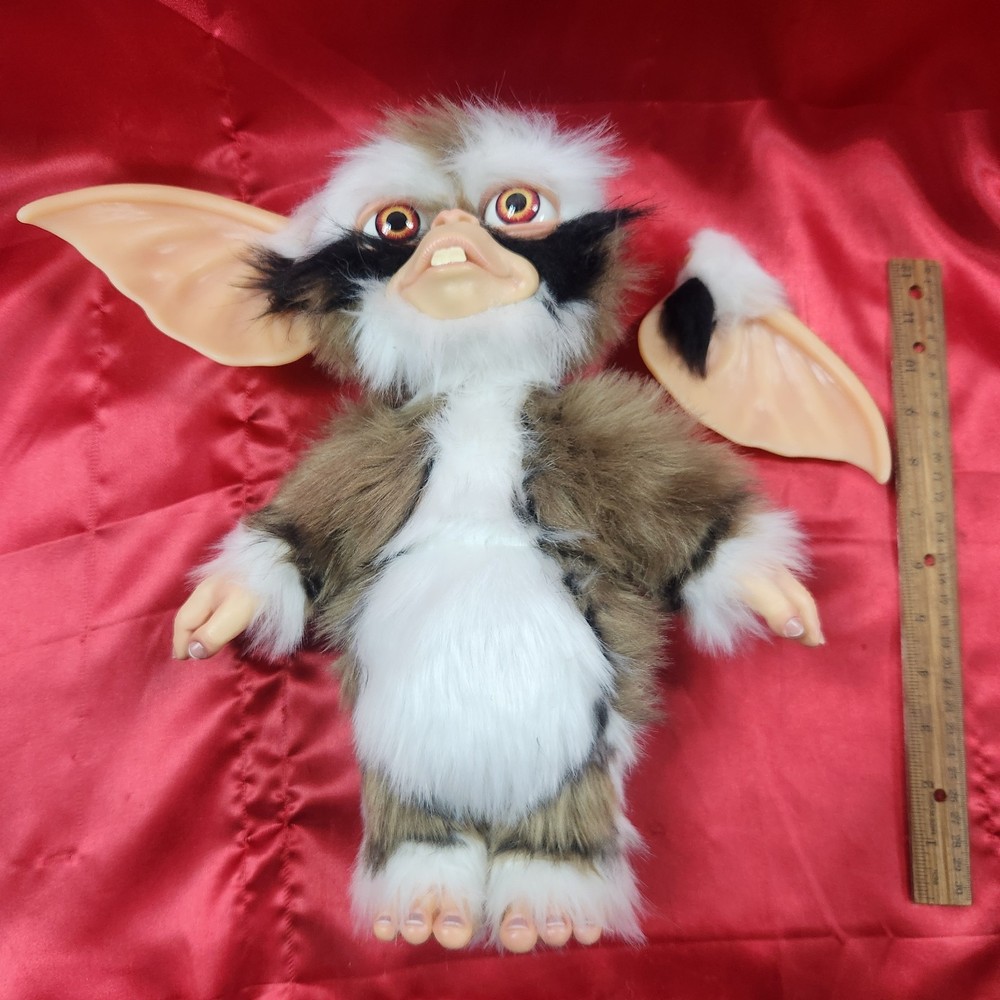 Gremlins 2: The New Batch – Lenny Mogwai Prop – Trick or Treat Studios – Broken
